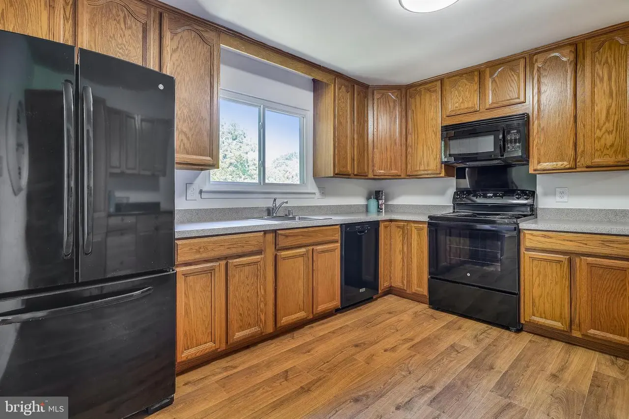 Ordinary Way kitchen and dining room before renovation